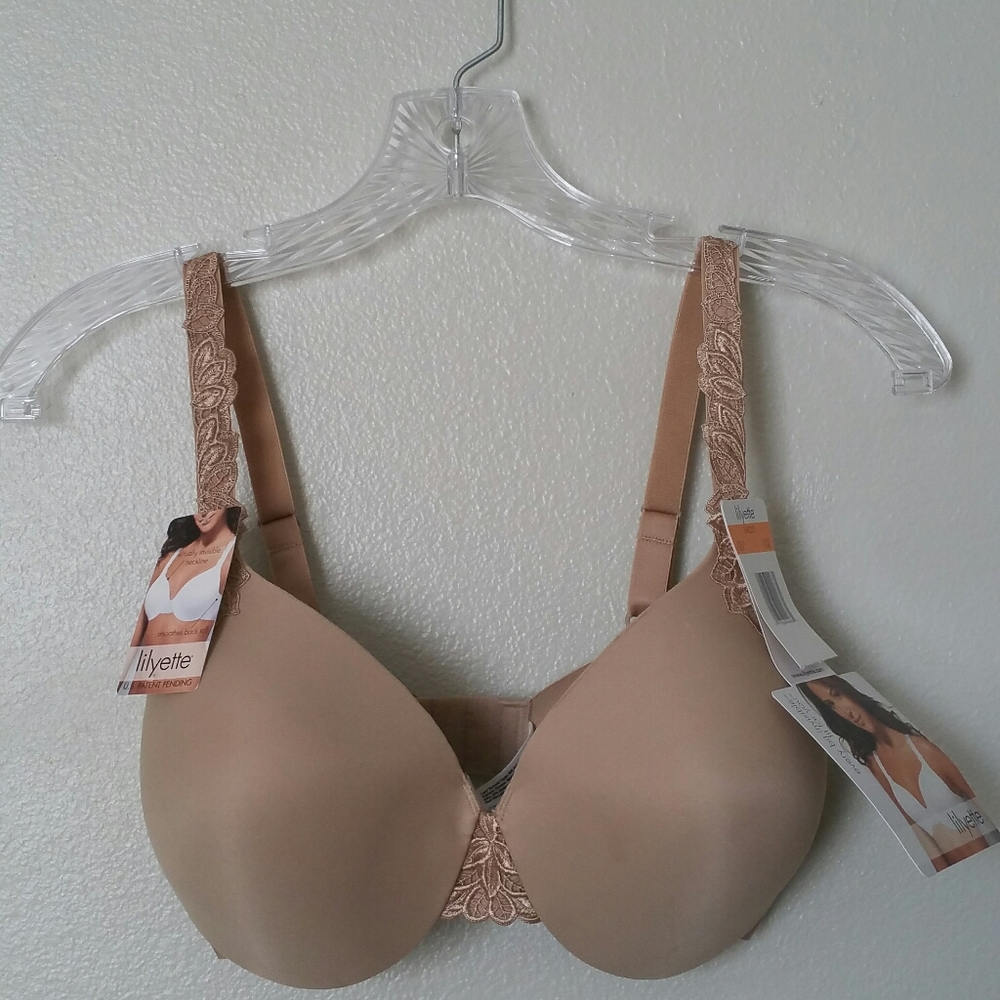 NWT Lilyette Beige Bra size 34DD